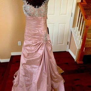 Rina do Montella Rose dress for a wedding